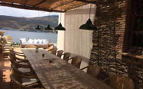 Isla Privada En Cadaques De Ensueno Con 11 Habitaciones Dobles Con Bano Privado Y Piscina